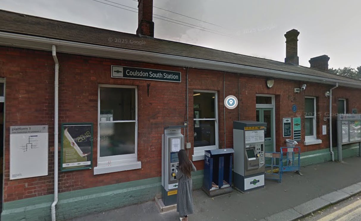 Person dies after being struck by train near Coulsdon South