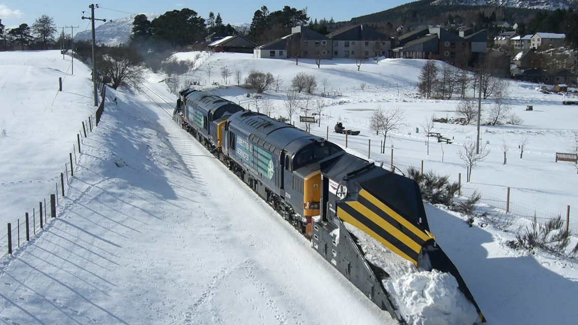Rail Network on Alert Ahead of Storm Goretti&acirc;s Heavy Snow and High Winds