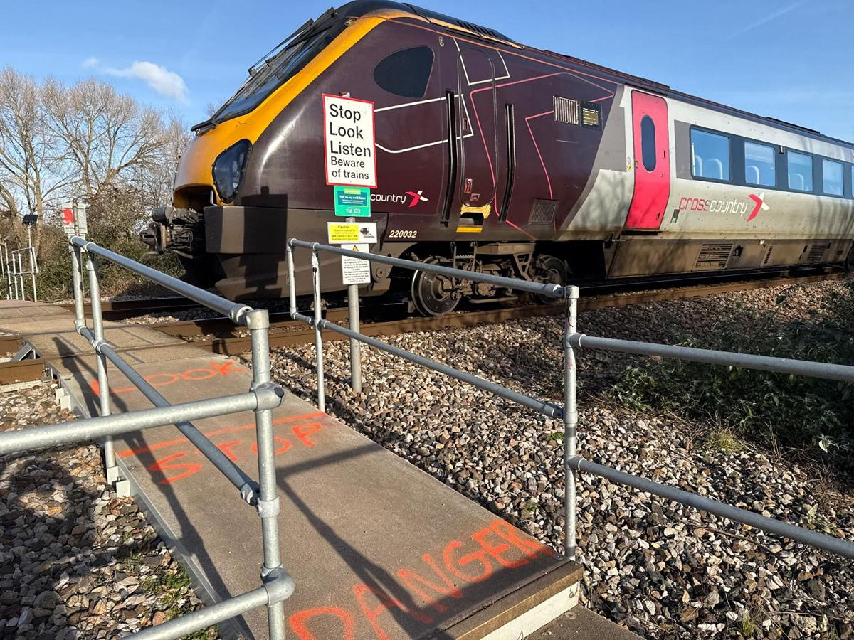 Petition launched after 17-year-old killed at pedestrian rail crossing