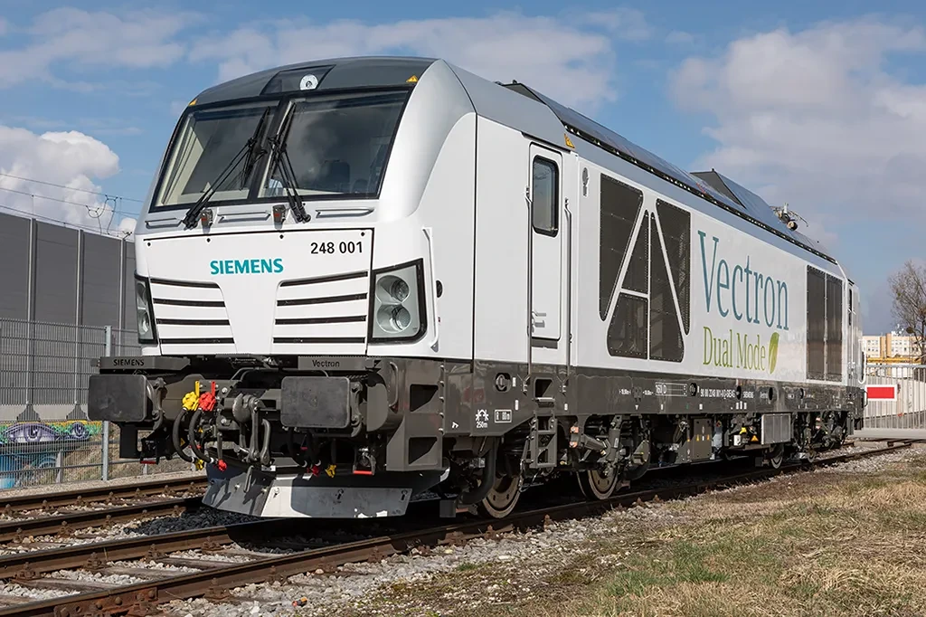 Siemens Vectron Dual Mode cleared for Germany&acirc;Austria cross-border operation
