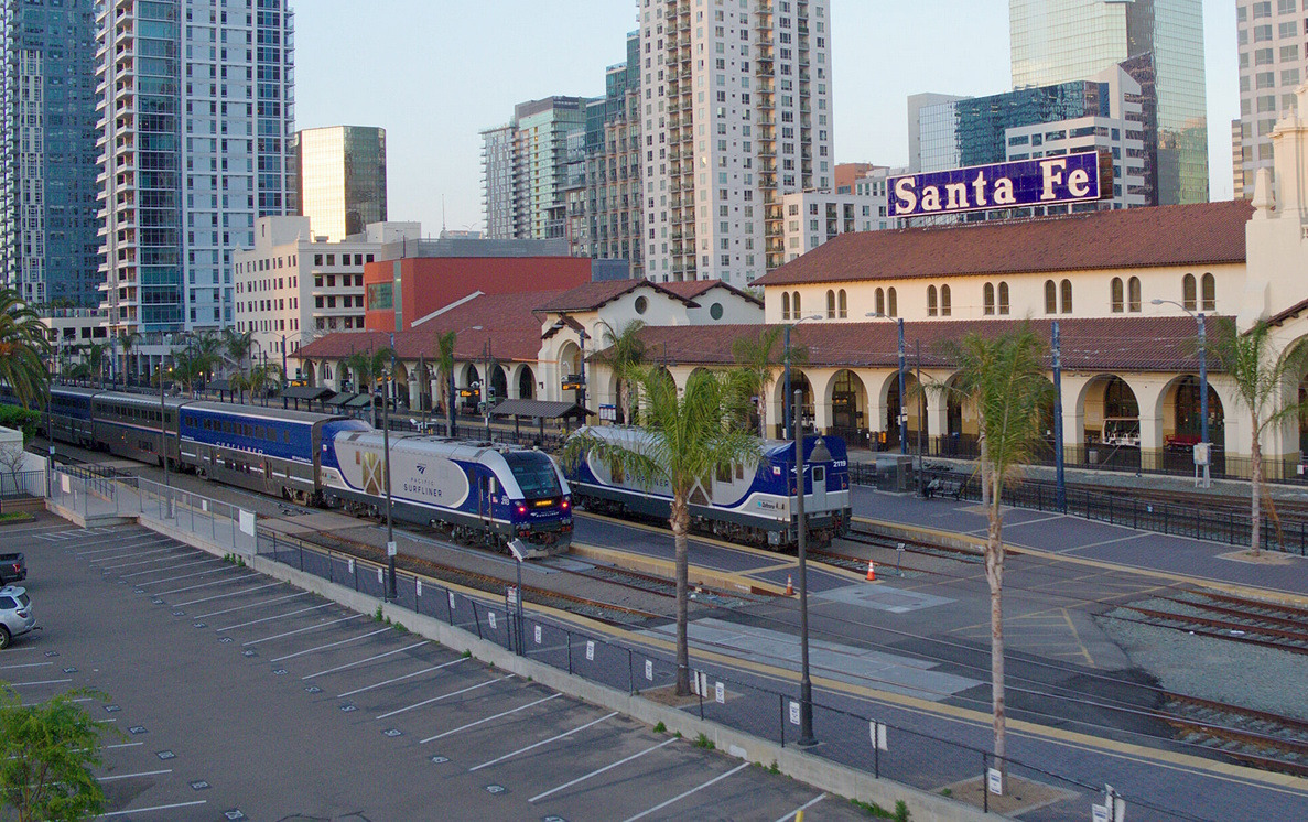 Amtrak Pacific Surfliner Adds 13th Daily Roundtrip Along Coast