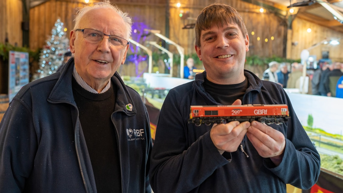 Pete Waterman Adds Miniature Exhibition Train to Record-Breaking Railway