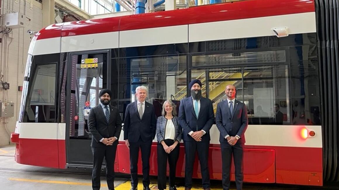 Alstom hands over last of 60 new streetcars for Toronto network