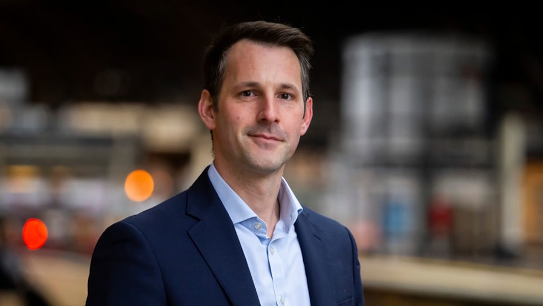 New Director Takes Charge of Northern&acirc;s 450-Train Fleet Overhaul