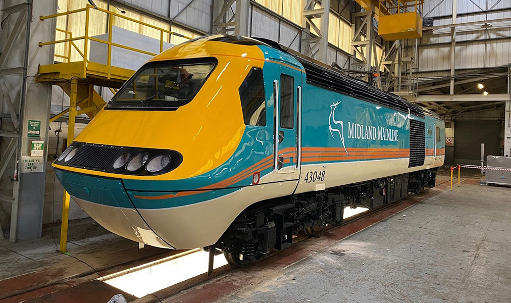 125 Group Unveils Trio of Newly Painted HST Power Cars in Major Reveal