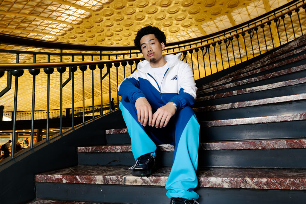 Amtrak Unveils Limited-Edition &acirc;Trak Suit&acirc; to Mark NextGen Acela Launch