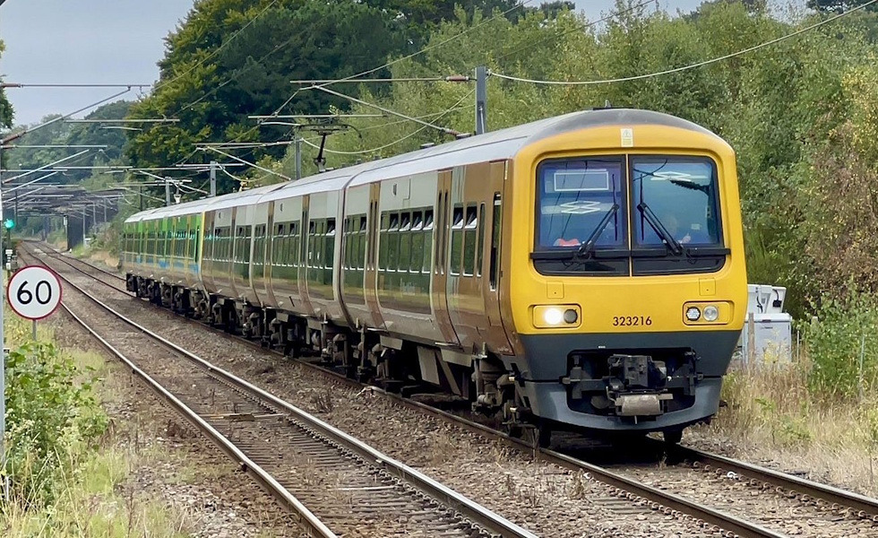 Emergency Incident Forces Closure of Birmingham New Street to Longbridge Route