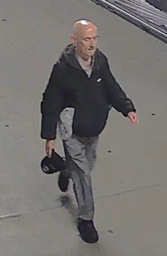 Police appeal to identify man after incident at Edinburgh Waverley