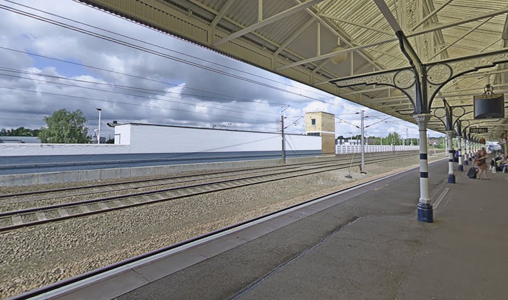 All lines shut as emergency incident halts trains between Grantham and Doncaster