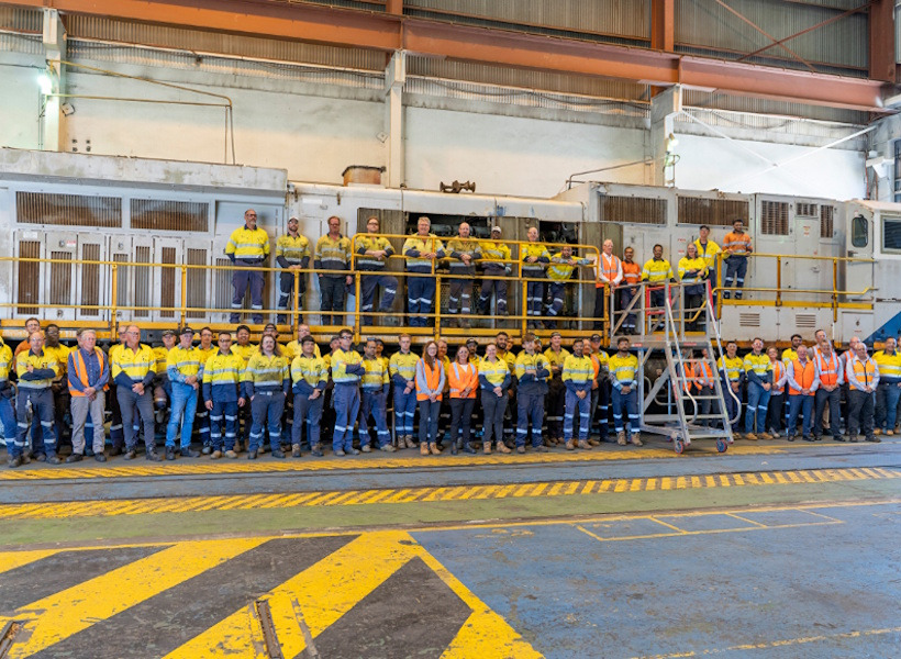 Pilbara Dash 9 locomotives revived in WA life-extension programme