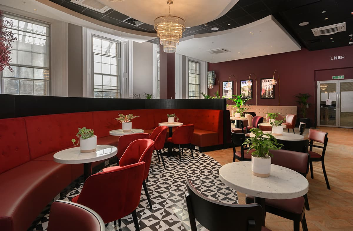 LNER Unveils Refreshed First Class Lounge at King&acirc;s Cross