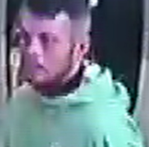 Manhunt after brutal Farringdon station assault leaves worker with broken jaw