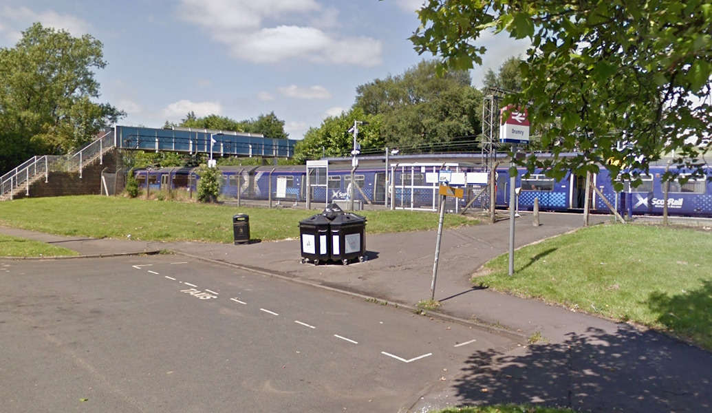 Police Appeal After Youth Gang Robs 16-Year-Old Near Drumry