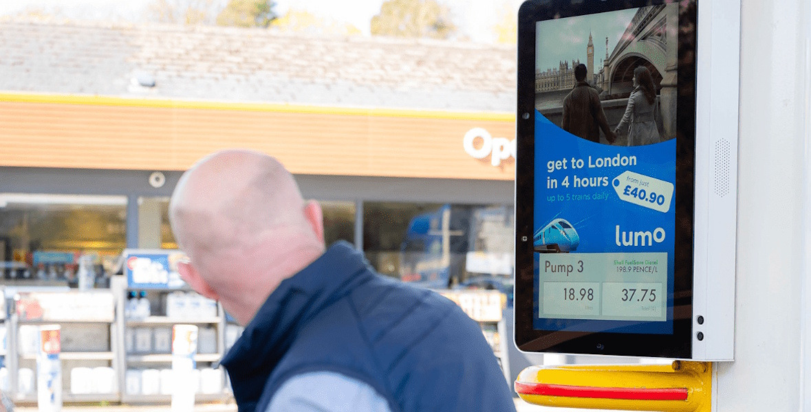 Green Messaging Under Pressure: Lumo&acirc;s Electric Brand vs Diesel Reality