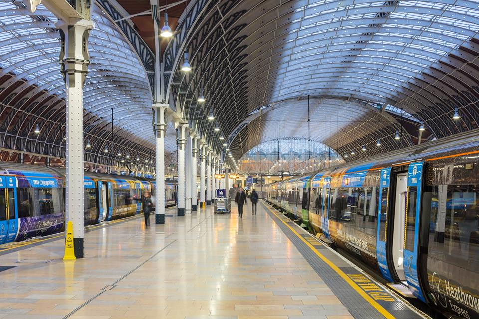 Broken Down Train Disrupts Paddington to Heathrow and Reading Services