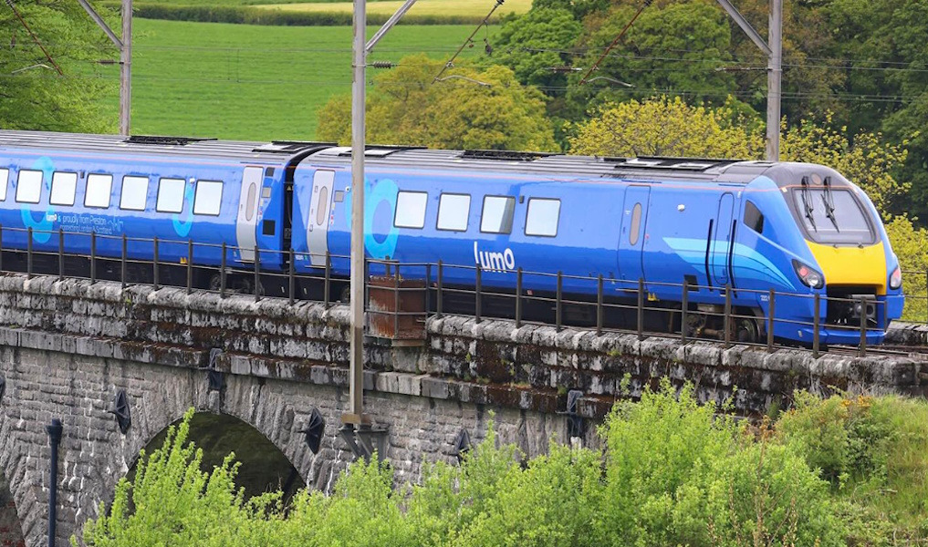Lumo Set to Launch Stirling to London Euston Service After Preview Run