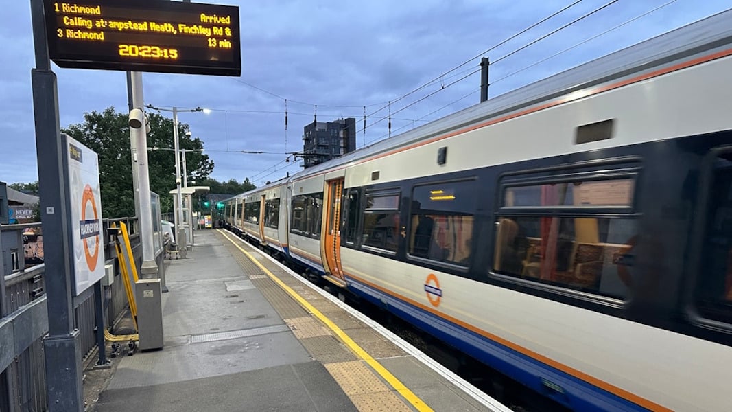 Mildmay Line Hit by Train Crew Shortage Between Stratford and Richmond