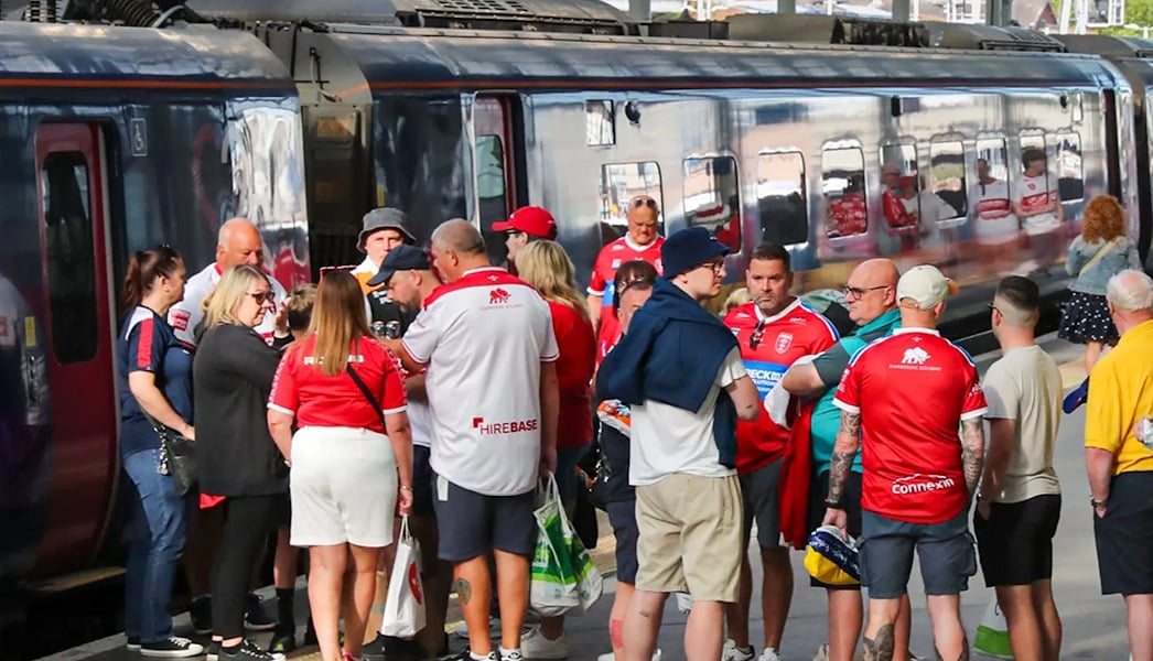Hull Trains Carries Record Sports Crowds For Wembley Finals