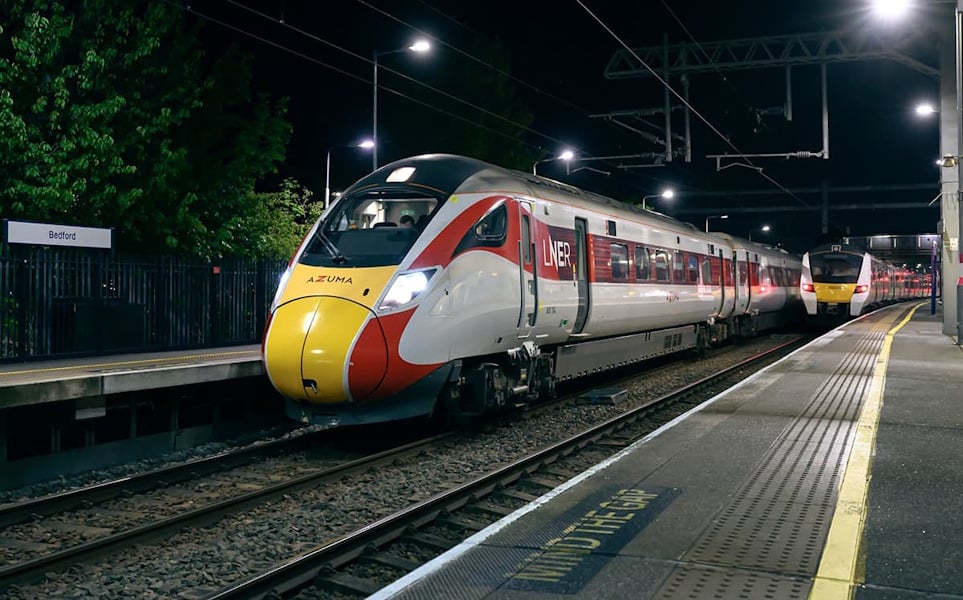 LNER Azuma Tests Midland Main Line Diversion Route During Overnight Trial