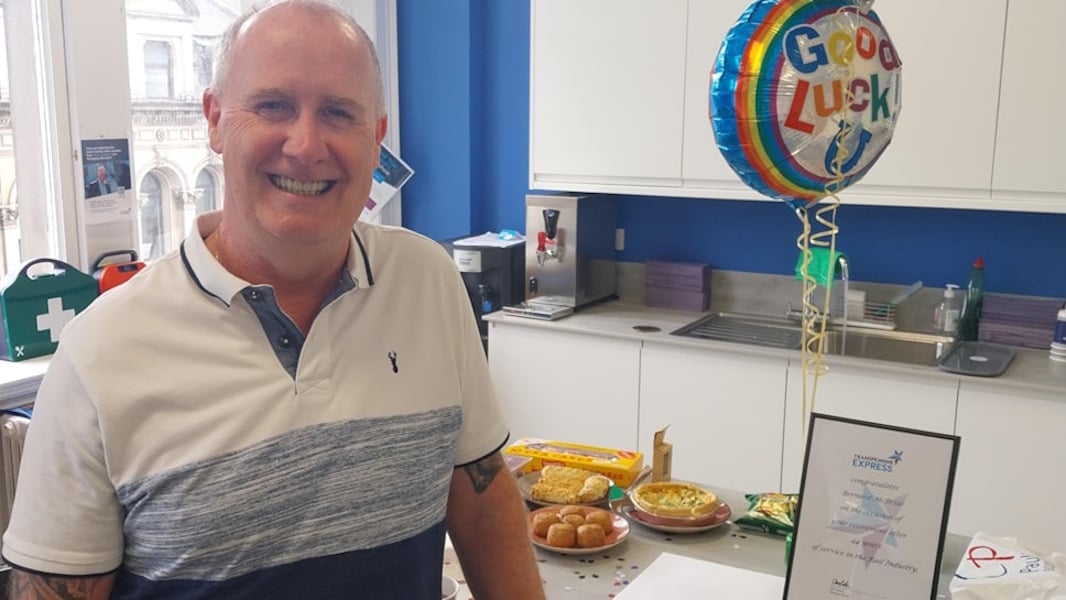 TransPennine Express Says Farewell To Glasgow  Conductor After Four-Decade Career