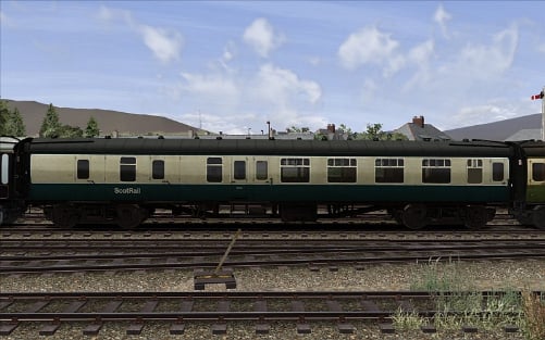Image showing a free repaint of the coaching stock included with the Class 57 Rail Tour Loco Add-On DLC