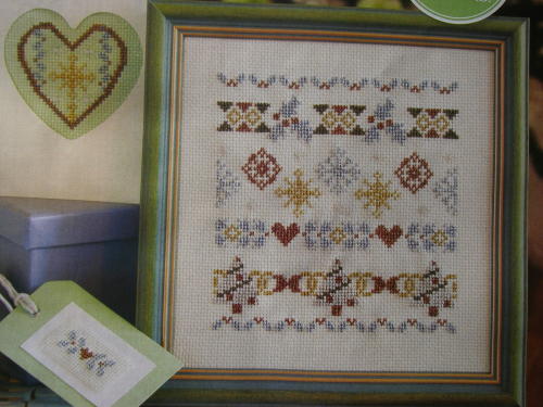 Sparkling Metallic Christmas Sampler ~ Cross Stitch Chart