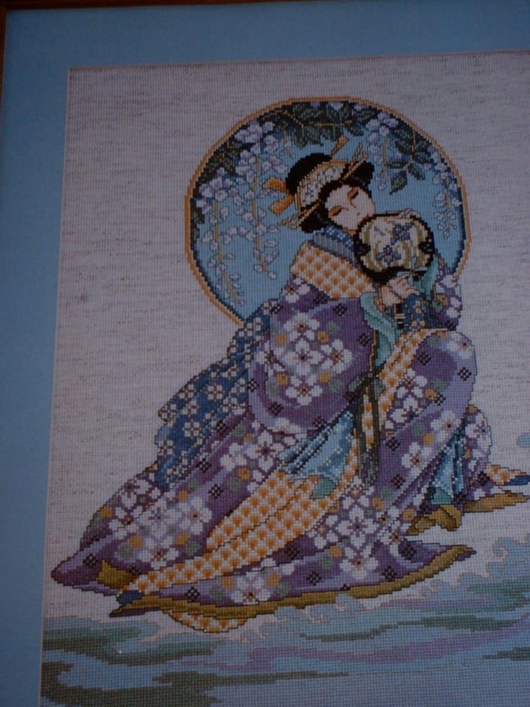 Oriental Japanese Lady in Silk Kimono ~ Cross Stitch Chart