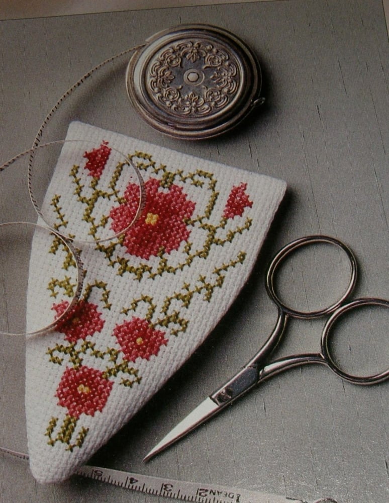 Floral Scissor case ~ Cross Stitch Chart
