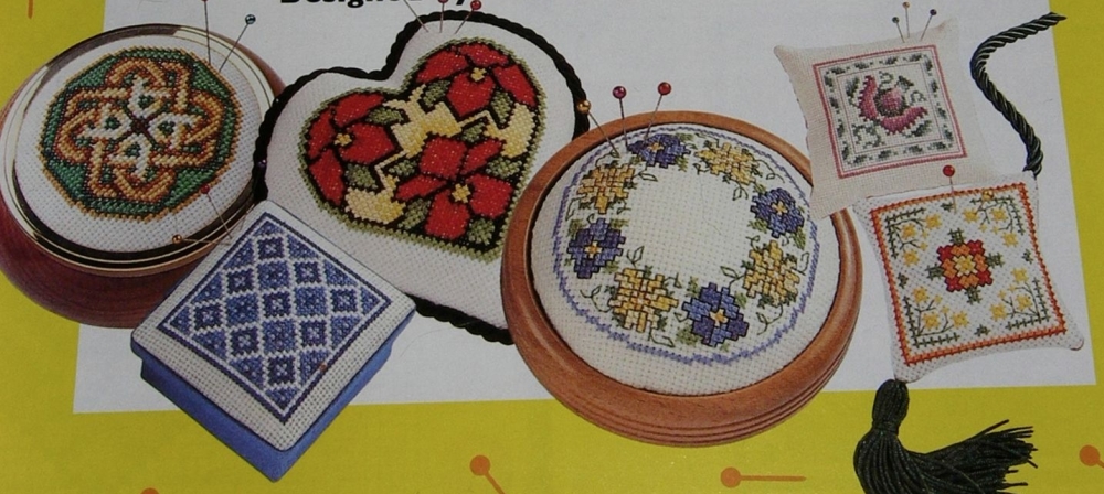 30 Floral, Celtic, Jacobean and Blue & White Designs ~ Cross Stitch Charts