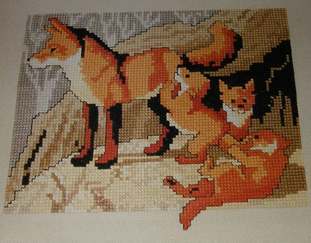 A Vixen & her Fox Cubs ~ Cross Stitch Chart