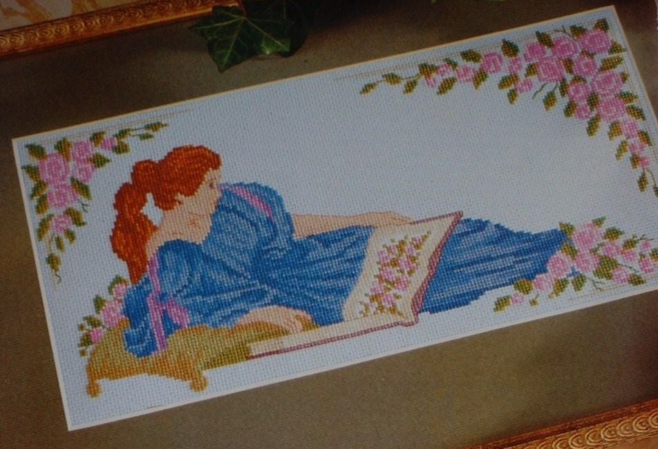 Pre-Raphaelite Lady ~ Cross Stitch Chart