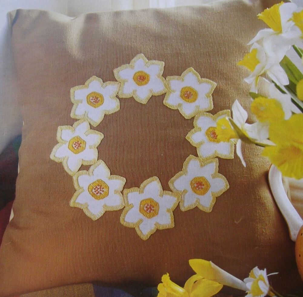 Spring Narcissi Cutwork Cushion ~ Cutwork Applique Pattern