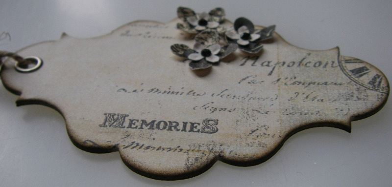 memories handmade vintage tag dimensional