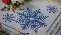 Zweigart Festive Snowflakes Table Linen ~ Cross Stitch Chart