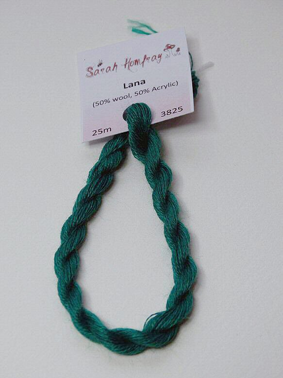 3825 Green Lana thread (green)