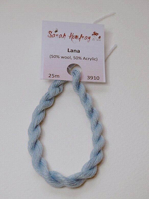 3910 Pale blue Lana thread (blue)