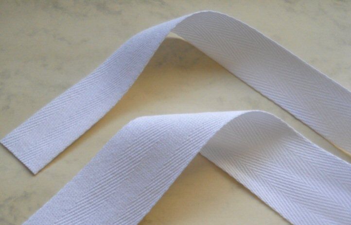 Herringbone cotton tape, - White 25mm 1 metre length