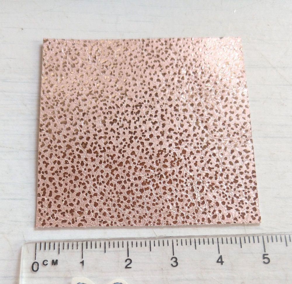 Leather square, metallic finish - 5cm x 5cm - Pink Seashell