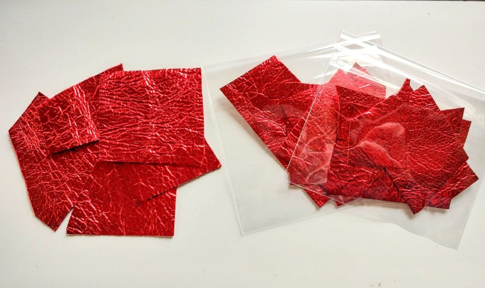 Leather scraps, metallic finish - Poppy Red
