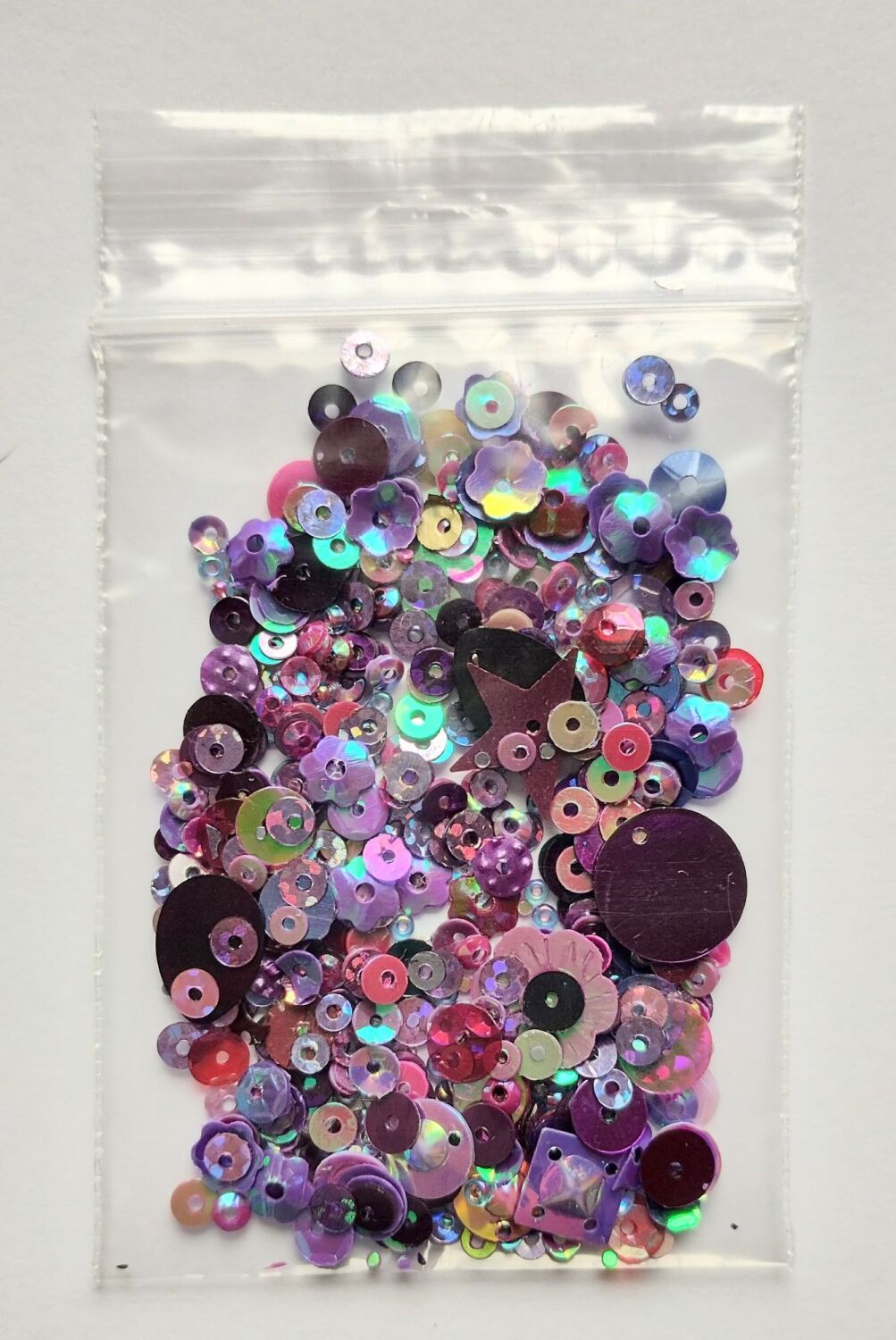 Bag of mixed sequins and beads - Purple