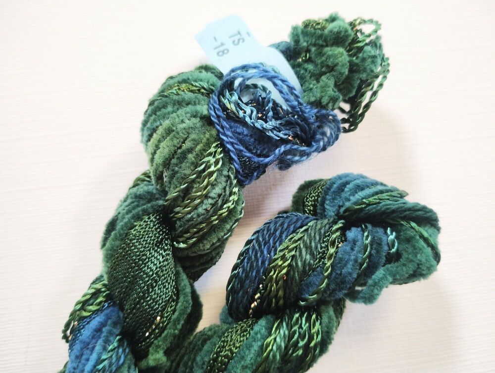 Stef Francis Texture Thread Selection - Colour 18