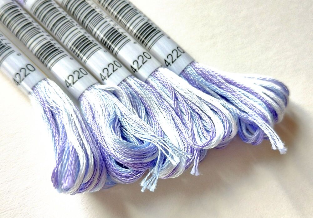 DMC Mouliné Color Variations 4220 Pale purple