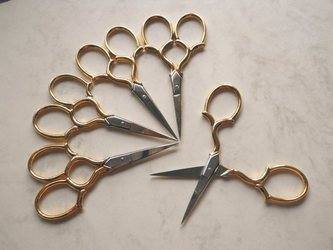 Milanese scissors
