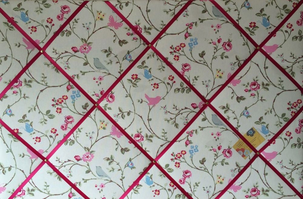 Extra Large 90x60cm Clarke & Clarke White Bird Trail Pink Ribbon Fabric Pin