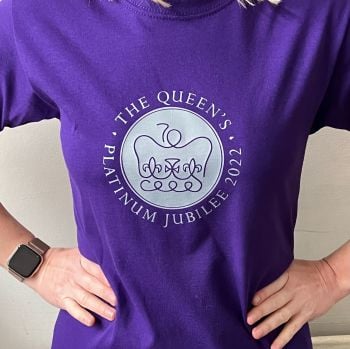 Women's, Men's & Kid's Commemorative Merchandise - T Shirt - The Queen's Platinum Jubilee 2022