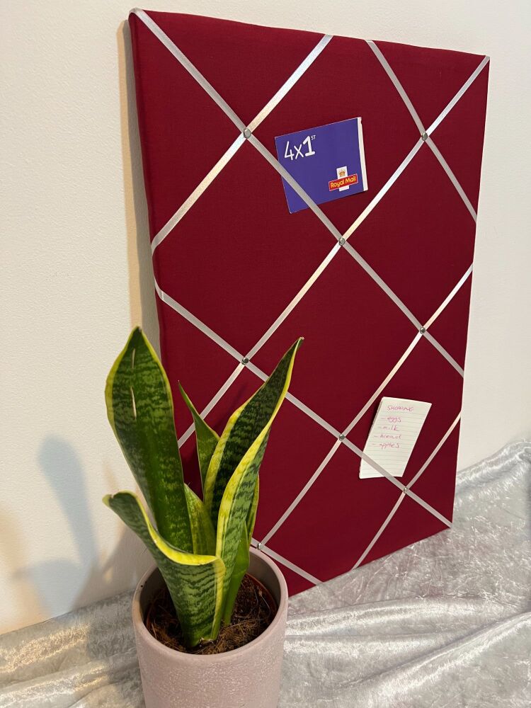 Plain Red Wine Lightly Padded Fabric Notice Bulletin Memo Cork Board in Lin