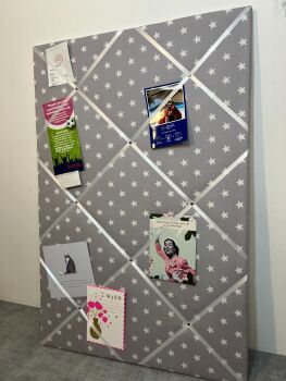 Dark Grey & White Star Fabric Notice Board – French Memo Ribbon Bulletin Board, Custom Sizes, Ideal for Displaying Photos & Notes