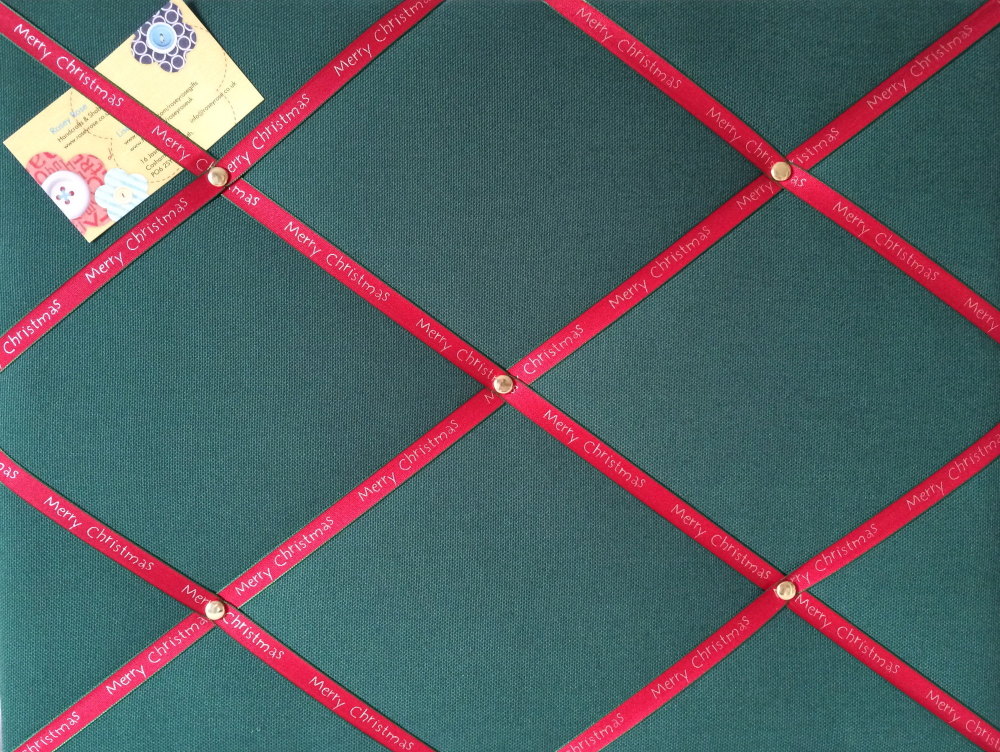 Medium 40x30cm Green Xmas with Red Merry Christmas Ribbon for Cards / Decor