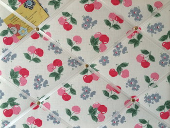 Medium 40x30cm Cath Kidston White Cherry Hand Crafted Fabric Notice / Pin / Memo / Memory Board