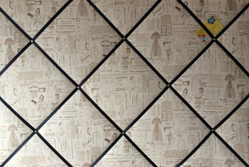 Extra Large 90x60cm Makower Retro Vintage 1950s Sewing Pattern Hand Crafted